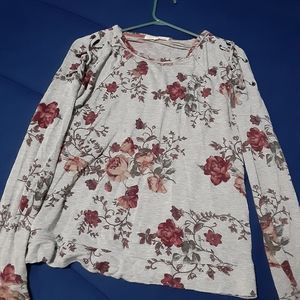 Long sleeve/rose pattern